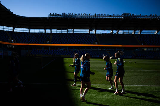 Amanda Nildén and Fridolina Rolfö of the Swedish women's