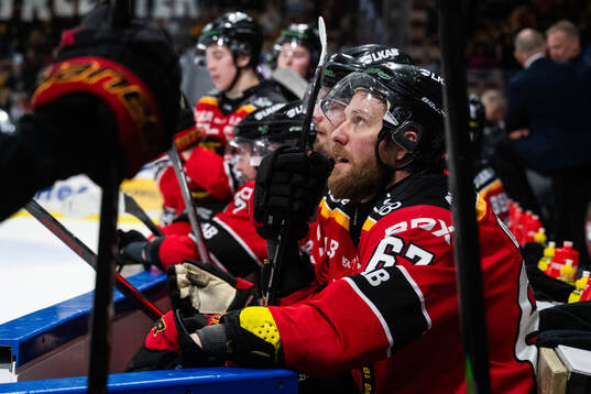 Luleås Linus Omark deppar