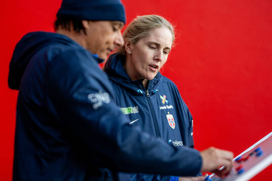Assistant coach Lee Skyrme and head coach Gemma Grainger of