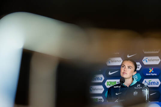 Bläddra bland fler bilder av Football, Women's Nations League, Norway, press conference