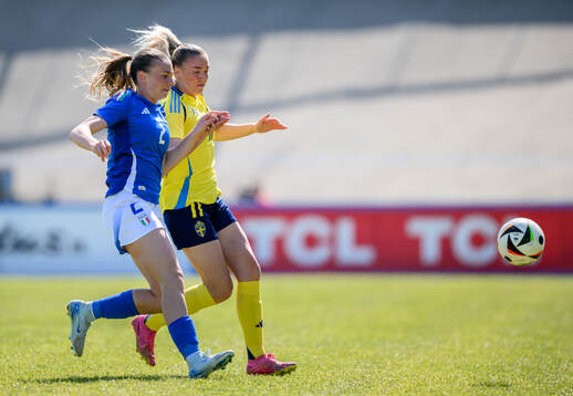 Lidia Consolini of Italy and Ida Björnberg of Sweden