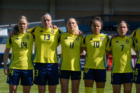 Hannah Sjödahl , Emma Broddheimer , Ida Björnberg ,