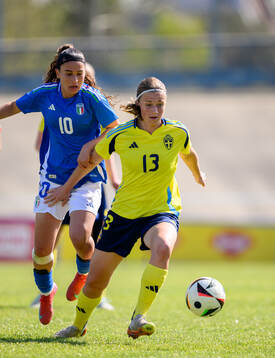 Giada Pellegrino Cim of Italy and Emma Broddheimer of Sweden