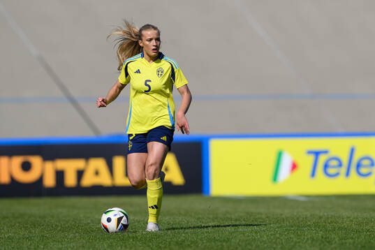 Smilla Holmberg of Sweden