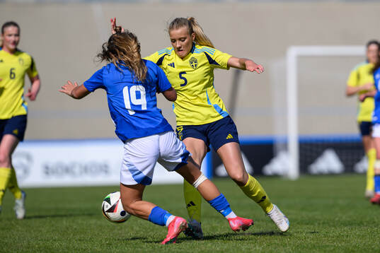 Smilla Holmberg of Sweden