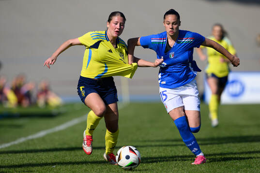 Novalie Jensen of Sweden and Emma Lombardi of Italy