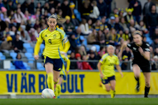 Kosovare Asllani of Sweden