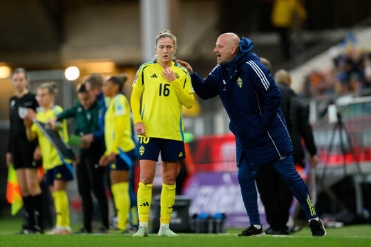 Filippa Angeldahl and Assistant coach Magnus Wikman of