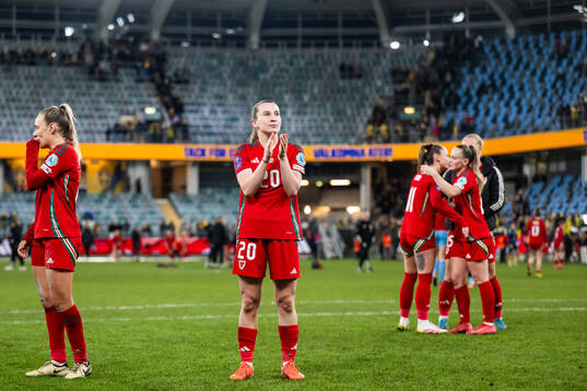 Carrie Jones of Wales