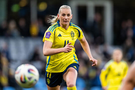 Stina Blackstenius of Sweden