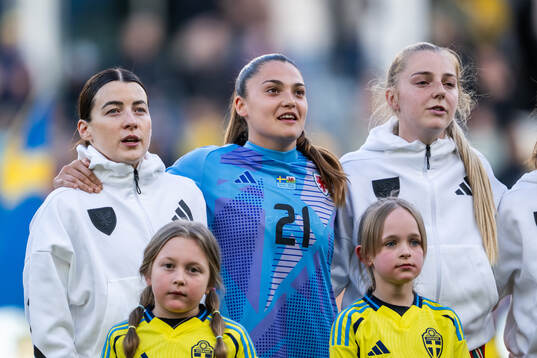Angharad James, goalkeeper Safia Middleton-Patel and Mayzee