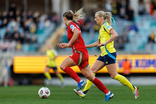 Stina Blackstenius of Sweden
