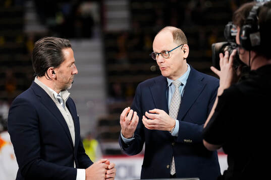 Tv4s expertkommentator Joel Lundqvist och kommentator Lasse