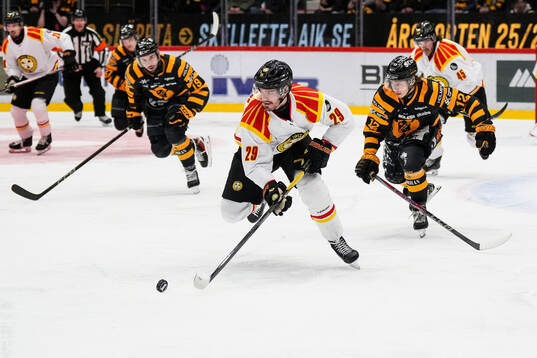 Brynäs Axel Andersson och Skellefteås Valter Lindberg