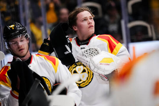 Brynäs målvakt Oscar Westman deppar