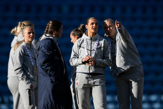 Andrea Norheim and Sophie Román Haug of Norway