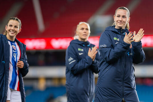 Tuva Hansen, Maria Thorisdottir and Elisabeth Terland of
