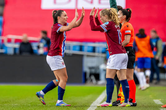 Vilde Bøe Risa of Norway is substituted with teammate