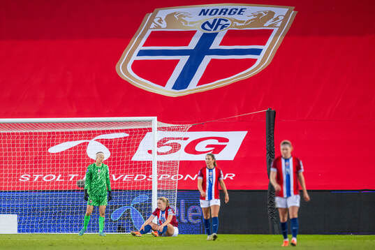 Goalkeeper Cecilie Fiskerstrand and players of Norway look
