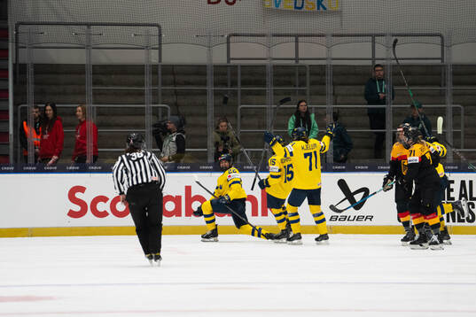 Hanna Thuvik of Sweden celebrates