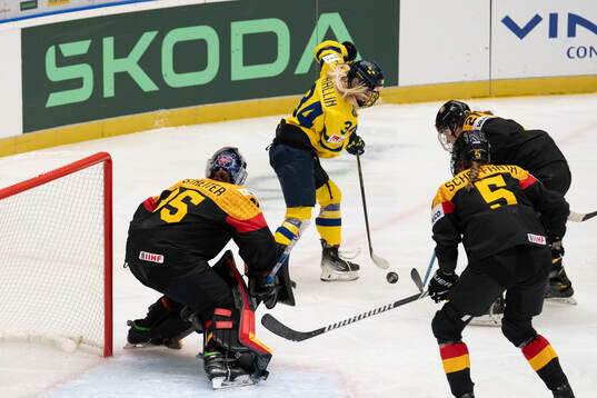 Mira Hallin of Sweden
