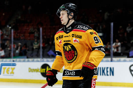 Luleås Pontus Andreasson  semifinal tre i SHL mellan