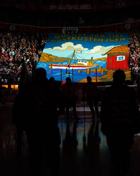 Frölundas klack med ett Tifo