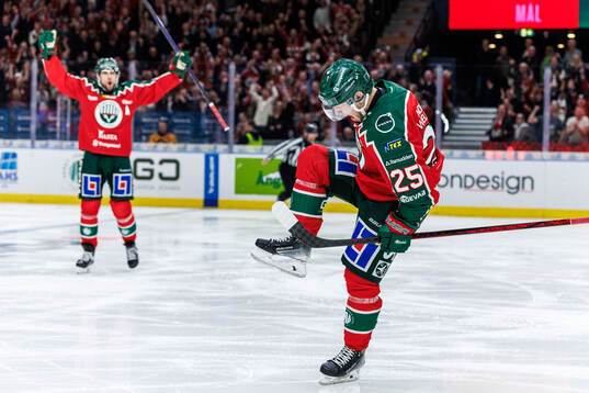 Frölundas Arttu Ruotsalainen jublar