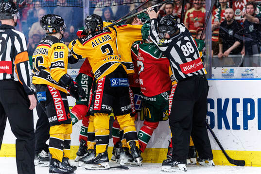 Luleås Frederic Allard och Frölundas Henrik Tömmernes