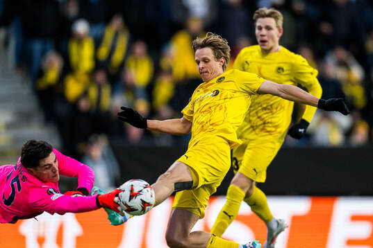 Ulrik Saltnes of Bodø/Glimt missing a chance to score