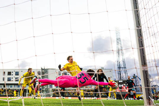 Ulrik Saltnes of Bodø/Glimt missing a chance to score