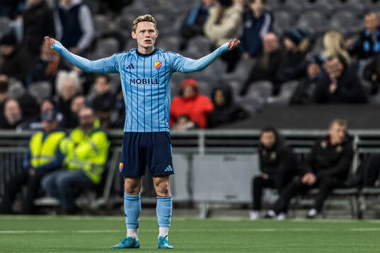 Tobias Gulliksen of Djurgården reacts
