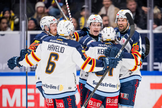 Djurgårdens Tyler Kelleher jublar