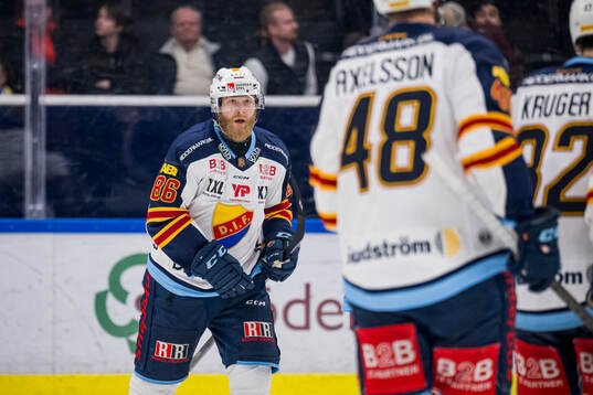 Djurgårdens Linus Klasen jublar