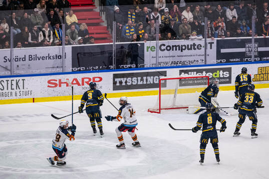 Djurgårdens Victor Eklund jublar