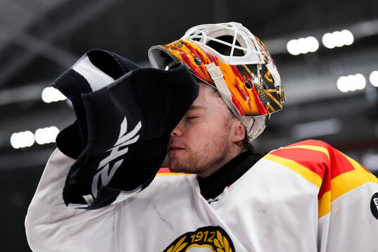 Brynäs målvakt Erik Källgren