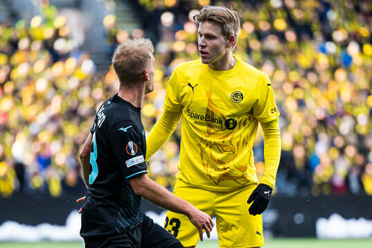 Gustav Isaksen of Lazio and Jens Petter Hauge of Bodø/Glimt