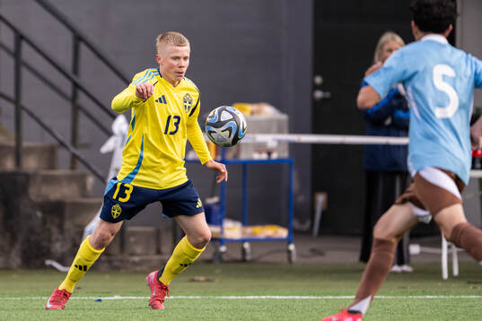 Mijo Johansson of Sweden