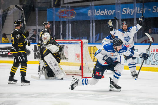 Karlskogas Jack Berglund jublar