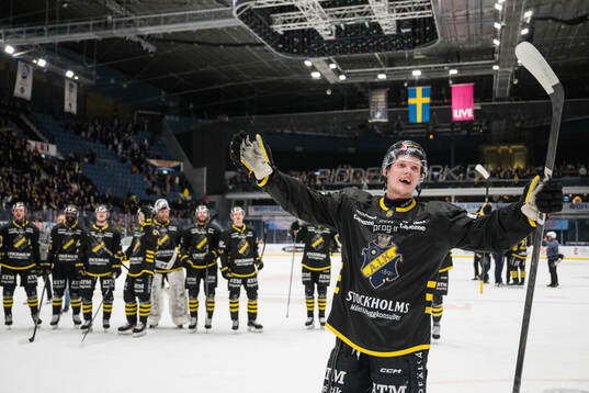 AIKs Rasmus Rudslätt jublar