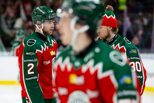Frölundas Christian Folin och målvakt Tobias Normann