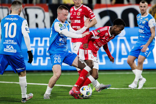 Oddevolds Adam Engelbrektsson och Kalmars Abdi Sabriye