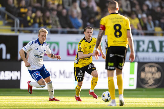IFK Norrköpings Isak Andri Sigurgeirsson och Elfsborgs