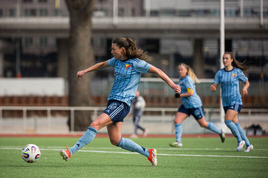 Djurgårdens Pauline Hammarlund gör 1-0