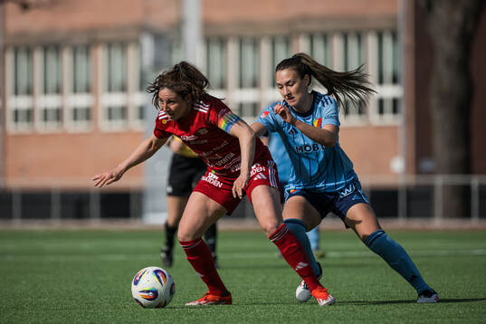 Piteås Josefin Johansson och Djurgårdens Lucia Duras