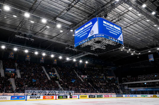 Spelavbrott pga inkastade föremål