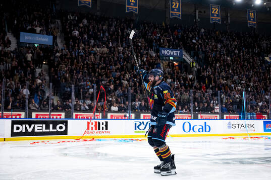 Djurgårdens Albin Grewe jublar