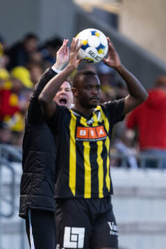 Häckens tränare Jens Gustafsson och Brice Wembangomo