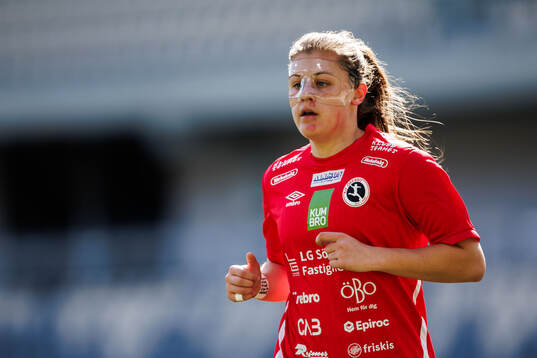 KIF Örebros Bella Sember