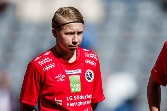 KIF Örebros Emilia Jägestedt Widstrand